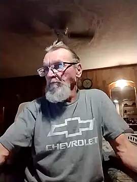 Snapshot of Aldick68 chatting on February 2, 5:10 am Aldick68 online show from February 2, 5:10 am