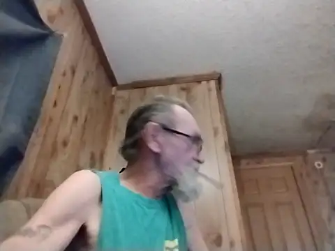 Snapshot of Aldick68 chatting on February 11, 11:54 pm Aldick68 online show from February 11, 11:54 pm