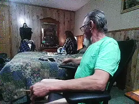 Snapshot of Aldick68 chatting on March 23, 2:15 am Aldick68 online show from March 23, 2:15 am