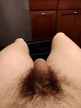 Snapshot of StirringOomph chatting on January 14, 10:21 am StirringOomph online show from January 14, 10:21 am