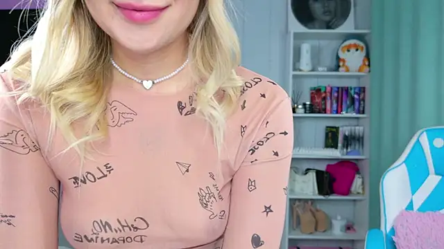 Snapshot of Mercedes_Robinson chatting on December 3, 4:20 am Mercedes Robinson online show from December 3, 4:20 am