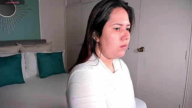 zoes milee online show from September 19, 11:22 am