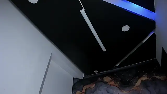 Snapshot of RubiSharqui_ chatting on December 4, 7:11 pm RubiSharqui online show from December 4, 7:11 pm