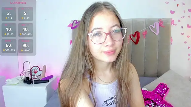 Dahlia Rousse online show from February 15, 2:00 pm