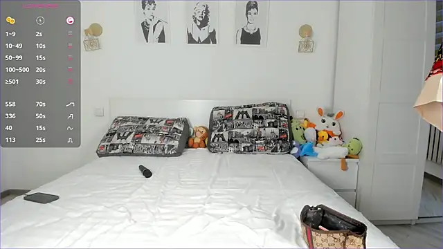 Snapshot of mirann chatting on January 30, 3:22 am mirann online show from January 30, 3:22 am