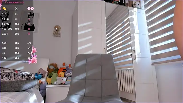 Snapshot of mirann chatting on February 2, 4:26 am mirann online show from February 2, 4:26 am