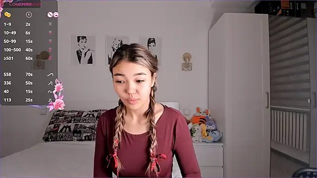 Snapshot of mirann chatting on February 5, 1:26 am mirann online show from February 5, 1:26 am