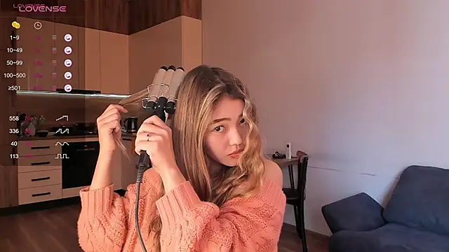 Snapshot of mirann chatting on February 24, 9:21 am mirann online show from February 24, 9:21 am