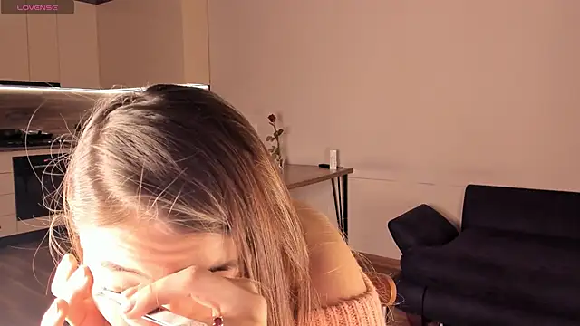 Snapshot of mirann chatting on March 10, 3:34 am mirann online show from March 10, 3:34 am