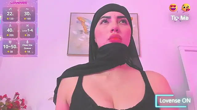 Snapshot of taylorsmiiith_ chatting on December 4, 8:17 pm taylorsmiiith online show from December 4, 8:17 pm