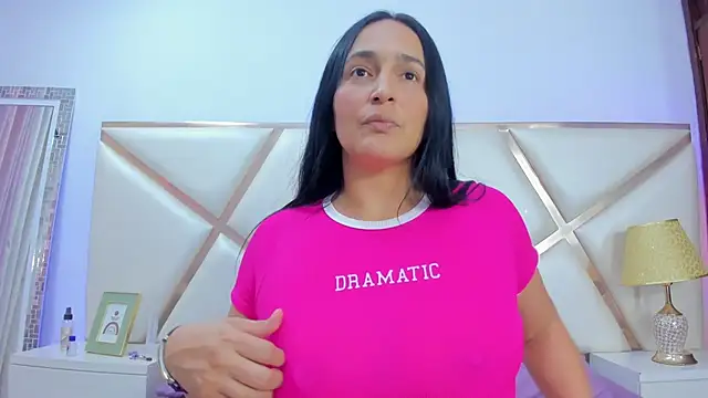 LucineArias online show from February 8, 7:49 pm