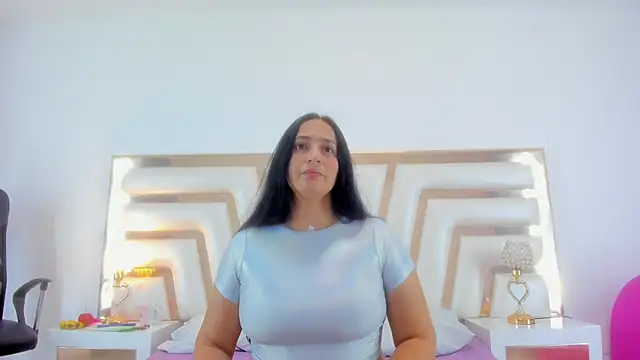 LucineArias online show from February 11, 7:59 pm