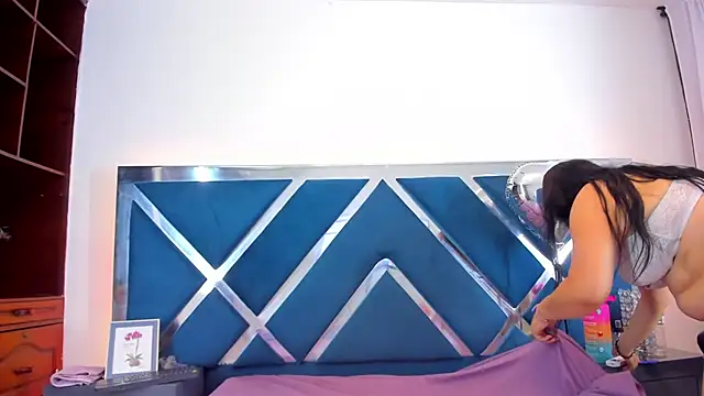 LucineArias online show from February 26, 11:26 pm