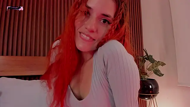 Snapshot of alliss_ginger_ chatting on February 19, 10:06 pm alliss ginger online show from February 19, 10:06 pm