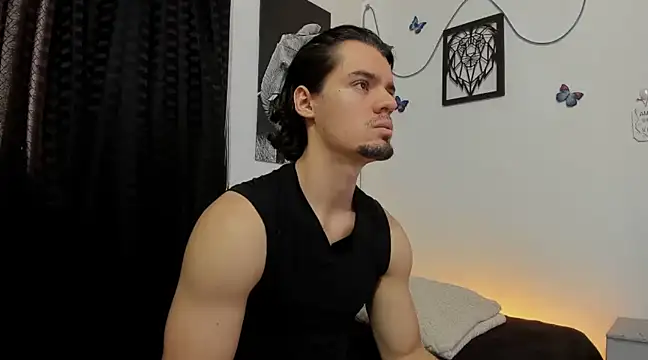 maxi styles online show from February 9, 6:16 pm