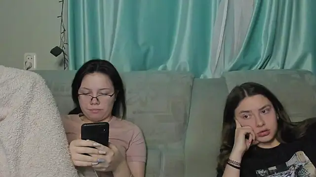 honey love honeyy online show from January 13, 11:06 pm