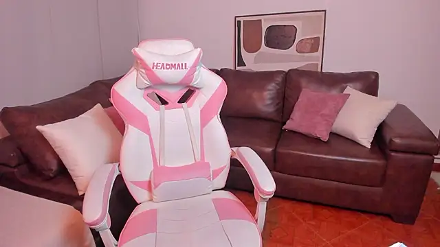 NoaLuxury online show from February 10, 7:18 pm