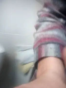 Snapshot of BrunoGoldf chatting on February 20, 2:35 pm BrunoGoldf online show from February 20, 2:35 pm