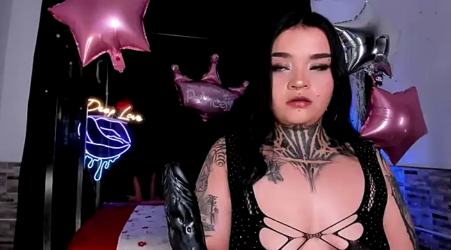 amyswallow7 online show from March 14, 10:16 pm