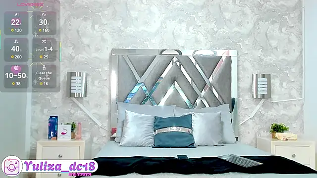 Luxury Woman online show from February 7, 7:59 pm