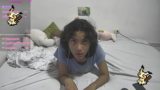 Snapshot of Lovelyamyy chatting on January 30, 2:27 am Lovelyamyy online show from January 30, 2:27 am