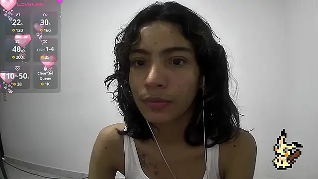 Snapshot of Lovelyamyy chatting on February 18, 4:58 am Lovelyamyy online show from February 18, 4:58 am