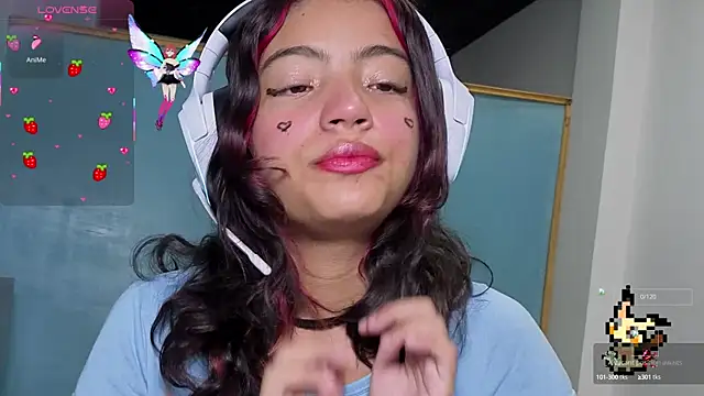 Snapshot of Lovelyamyy chatting on September 11, 2:17 pm Lovelyamyy online show from September 11, 2:17 pm