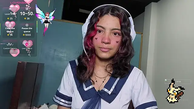 Snapshot of Lovelyamyy chatting on October 16, 10:44 pm Lovelyamyy online show from October 16, 10:44 pm