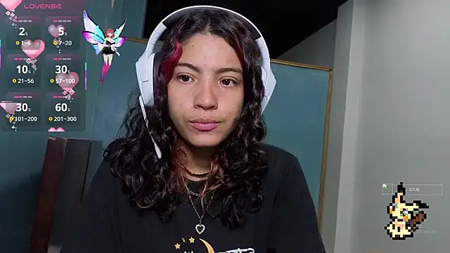 Snapshot of Lovelyamyy chatting on October 22, 1:55 pm Lovelyamyy online show from October 22, 1:55 pm