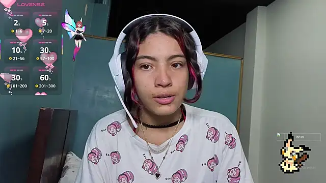 Snapshot of Lovelyamyy chatting on October 23, 10:19 pm Lovelyamyy online show from October 23, 10:19 pm