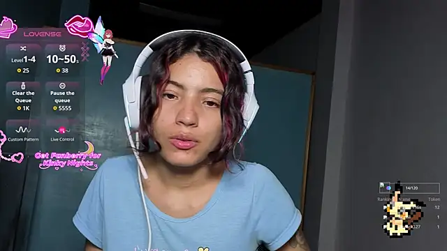 Snapshot of Lovelyamyy chatting on October 25, 10:34 am Lovelyamyy online show from October 25, 10:34 am