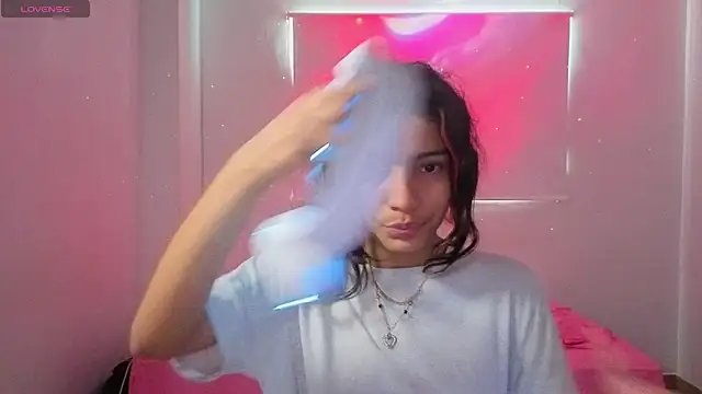 Snapshot of Lovelyamyy chatting on November 27, 5:26 pm Lovelyamyy online show from November 27, 5:26 pm