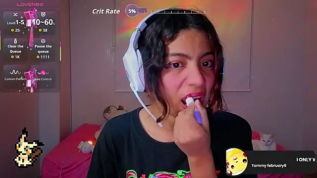 Snapshot of Lovelyamyy chatting on December 15, 2:16 am Lovelyamyy online show from December 15, 2:16 am