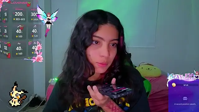 Lovelyamyy online show from February 5, 3:44 am