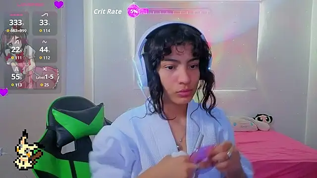 Lovelyamyy online show from February 23, 9:23 pm