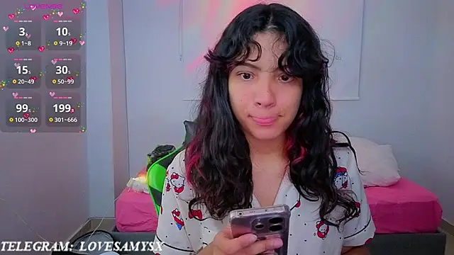 Snapshot of Lovelyamyy chatting on May 7, 2:17 am Lovelyamyy online show from May 7, 2:17 am