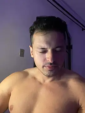 Lucasfit24 online show from March 4, 11:43 pm