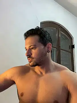 Lucasfit24 online show from March 20, 3:04 pm