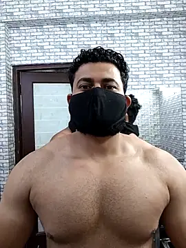 vaibhavchugh38 online show from May 8, 6:24 pm