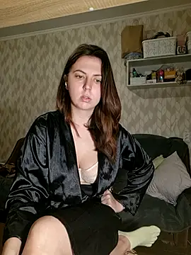 Melenka online show from March 15, 11:11 pm