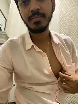 cute modell online show from January 13, 4:51 pm