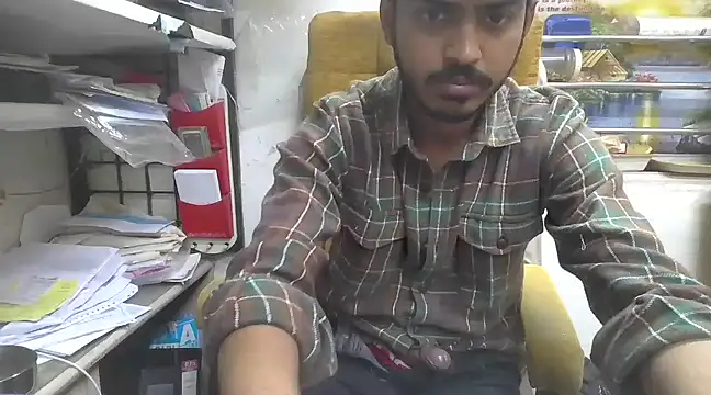 Snapshot of cute_modell chatting on February 6, 1:54 pm cute modell online show from February 6, 1:54 pm