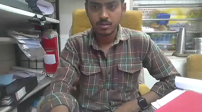 cute modell online show from February 28, 12:31 pm