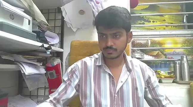 Snapshot of cute_modell chatting on March 8, 12:41 pm cute modell online show from March 8, 12:41 pm