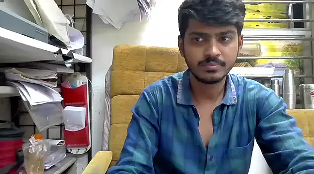 Snapshot of cute_modell chatting on March 15, 12:45 pm cute modell online show from March 15, 12:45 pm