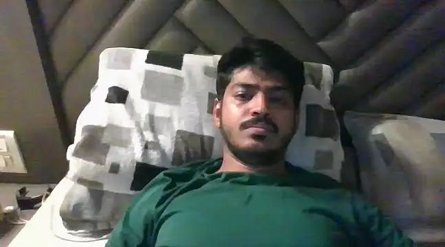 Snapshot of cute_modell chatting on March 22, 7:09 pm cute modell online show from March 22, 7:09 pm