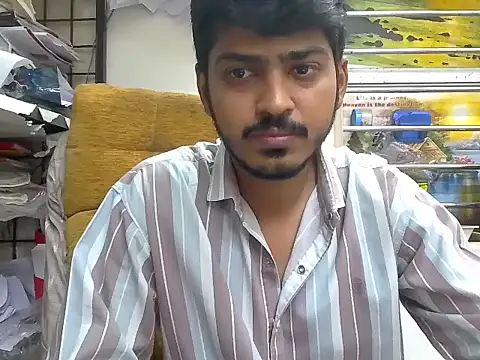 Snapshot of cute_modell chatting on November 7, 12:05 pm cute modell online show from November 7, 12:05 pm