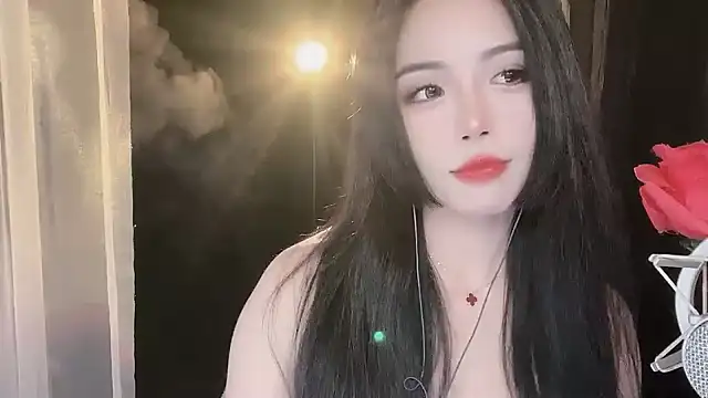 Snapshot of ying-love520 chatting on February 2, 2:24 pm ying-love520 online show from February 2, 2:24 pm