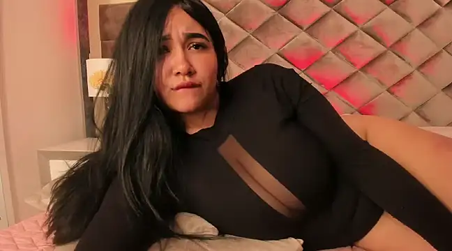 Sara  collins   online show from February 11, 3:40 pm