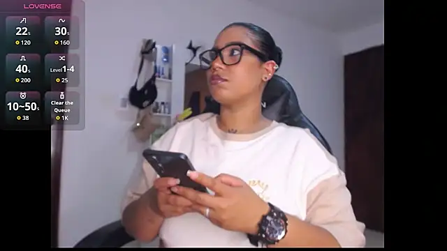 leslycarsson online show from October 18, 8:53 pm